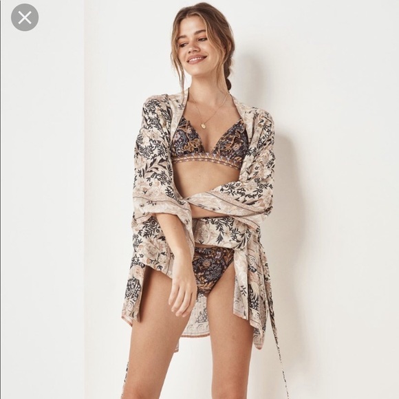 5⭐️ FAV BESTSELLER Oasis Robe Maxi Kimono Cover Up - Picture 2 of 7